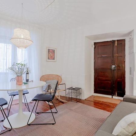Typical Alfama Apartment, By Timecooler Lizbona Zewnętrze zdjęcie