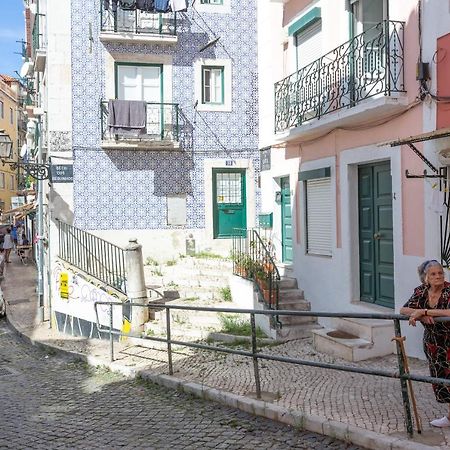 Typical Alfama Apartment, By Timecooler Lizbona Zewnętrze zdjęcie